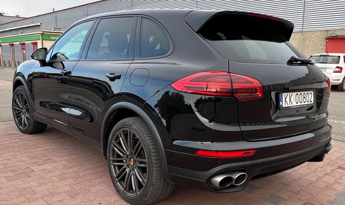 Porsche Cayenne cena 148000 przebieg: 188000, rok produkcji 2015 z Kraków małe 191